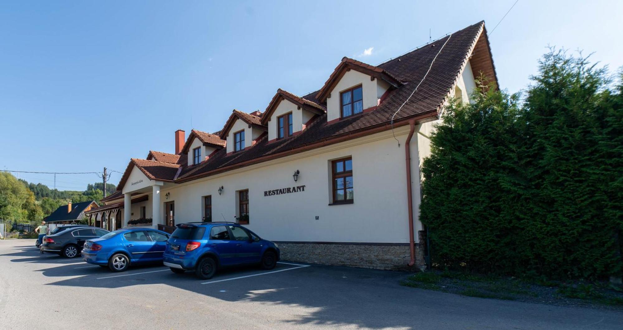 Penzión Zemianska kúria Dolny Kubin Exterior foto